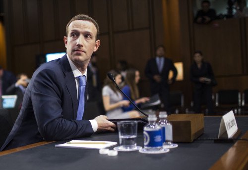 Почему Конгресс не признает, что это задача Facebook - нарушить нашу конфиденциальность?