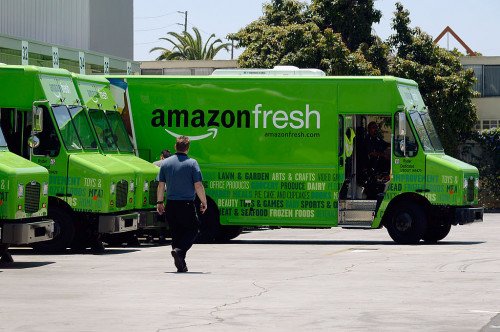 Amazon (снова) разрушает систему питания благодаря партнерству со стартапом по доставке еды